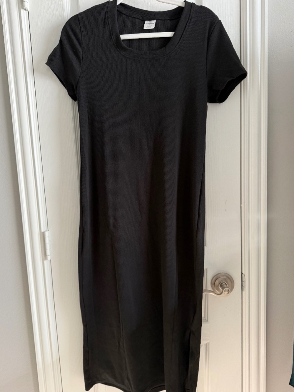 NWOT Real Essentials Ribbed Knit Short Sleeve Side Slit Midi Dress L